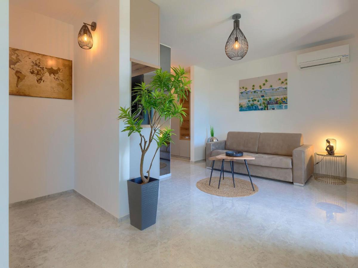 Apartment Wing 77 By Interhome Pula Exterior foto
